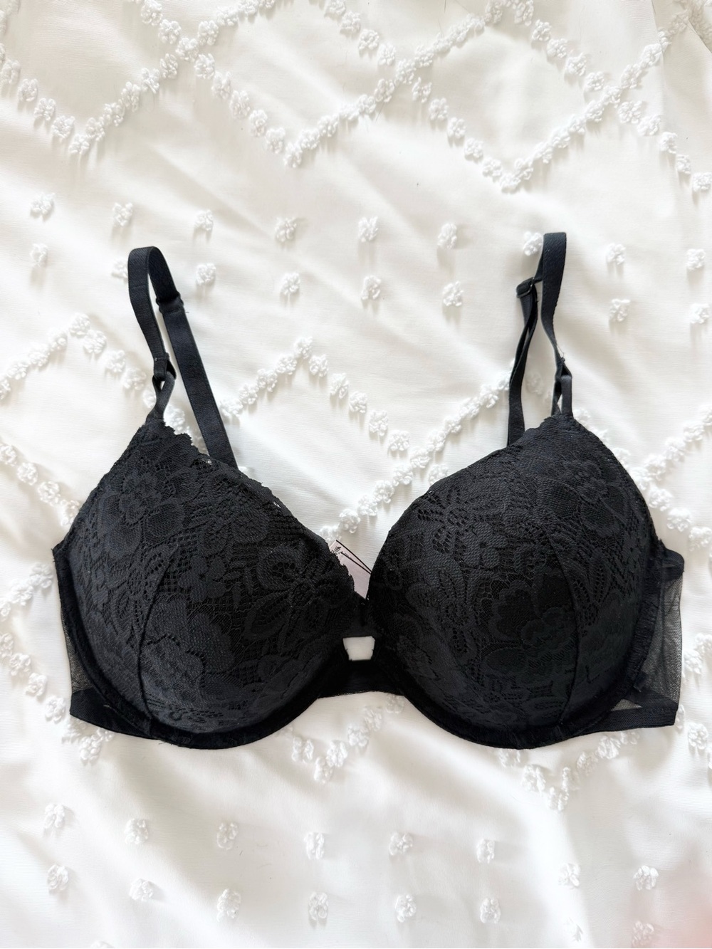 Victoria's Secret Black Lace Underwire Push-Up Bra
